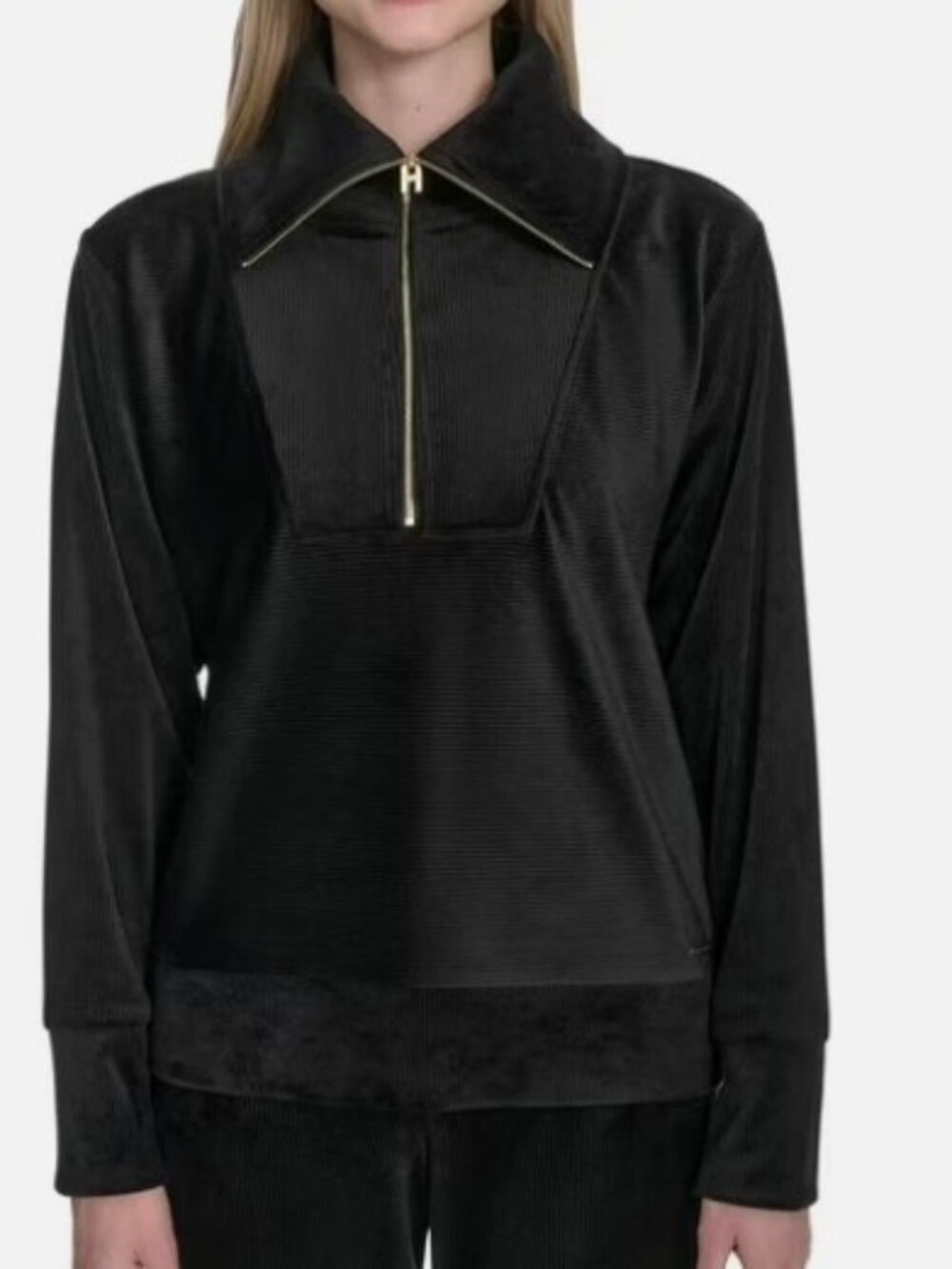 Halston Black Velour Quarter Zip Pullover Sweatshirt small
